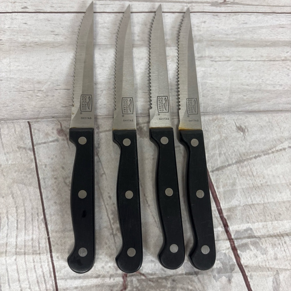 Chicago Cutlery Serrated Steak Knives Stainless Steel Black Handle 5H17AS